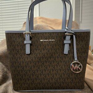Michael Kors Jet set travel tote